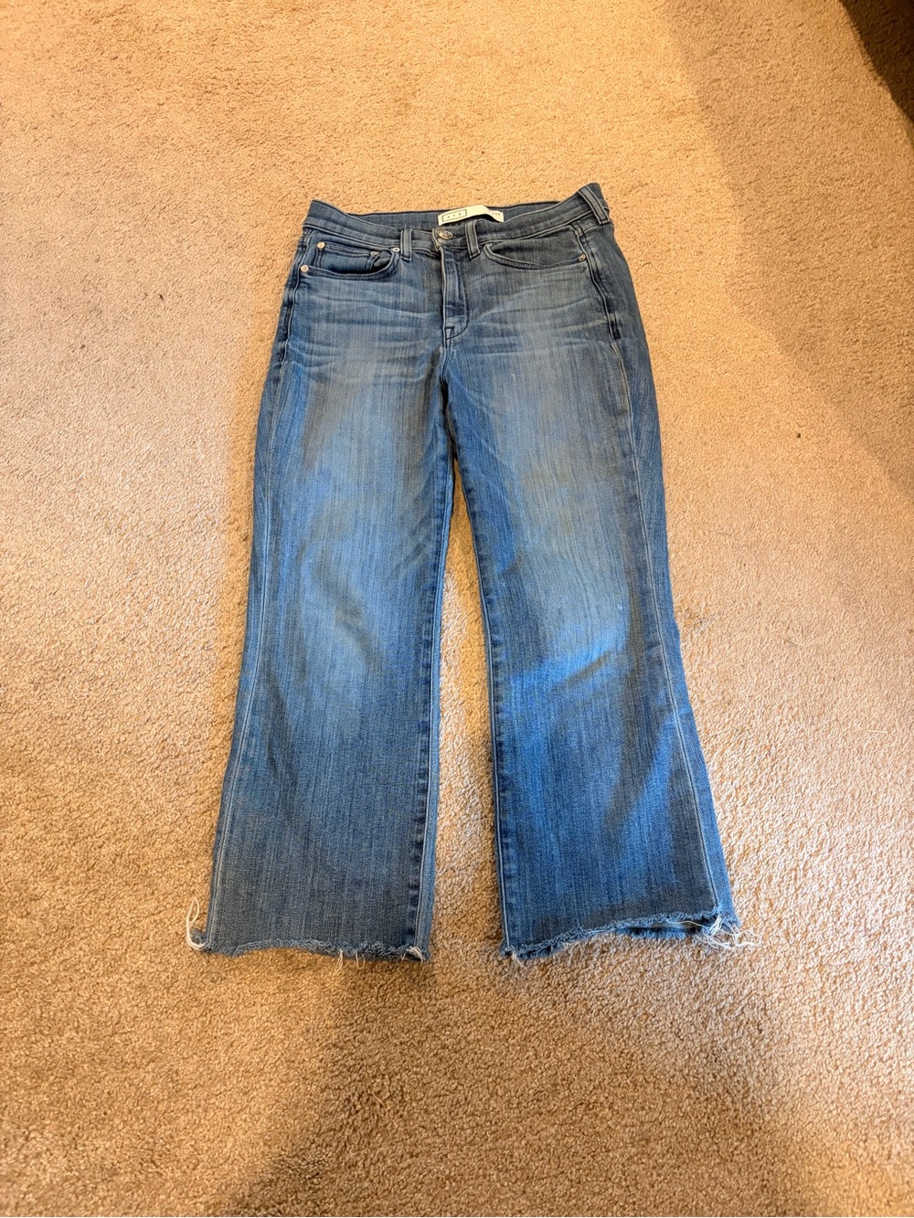 AYR Distressed Medium Blue Yes Yes Jeans